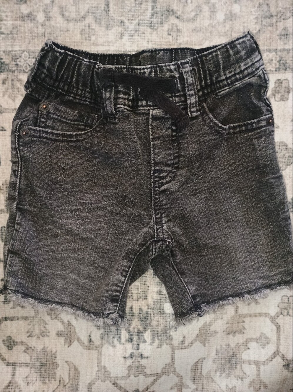4/$15 Gap Black Denim Shorts, 2T